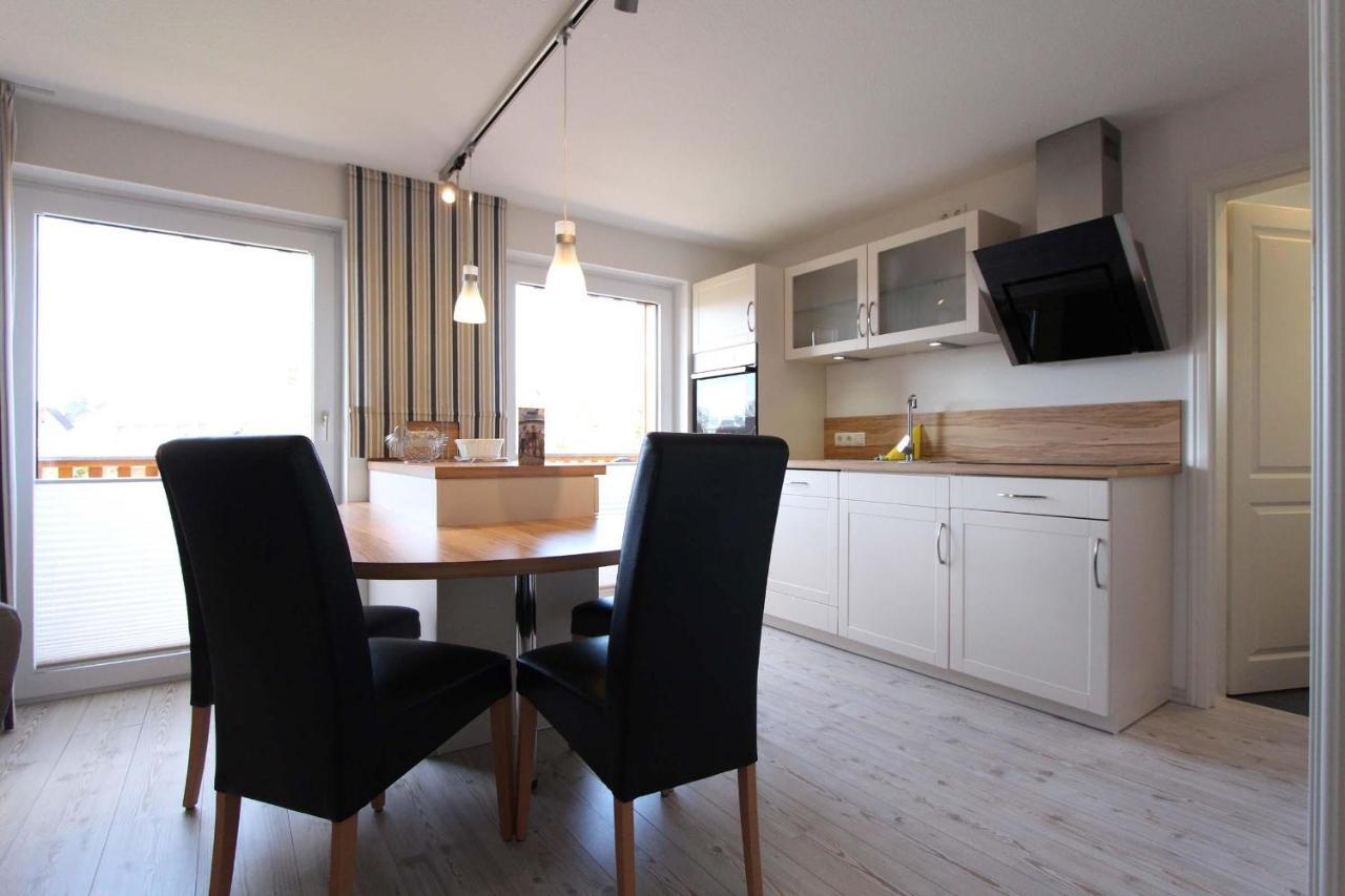 켈렌후센 Haus Heckenrose Whg 2 Og 아파트 외부 사진
